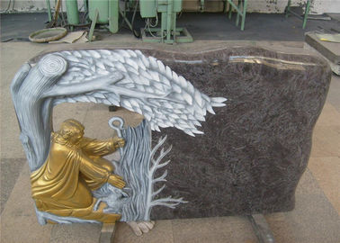 China Gold Painting Cemetery Memorial Stones , Hand Carved Headstones With Various Styles supplier